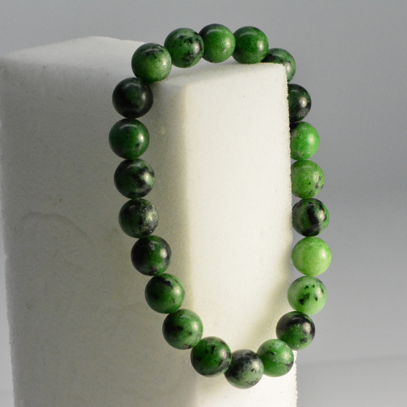 Zoisite Bracelet - Stretch Bracelet Gemstones - Picture 2 of 5